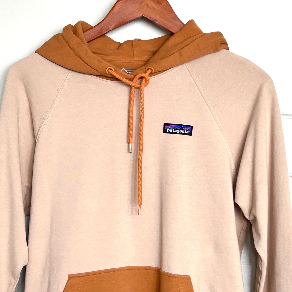 Patagonia Mens Size M Organic Cotton Pullover Hoodie Colorblock Tan Brown Orange